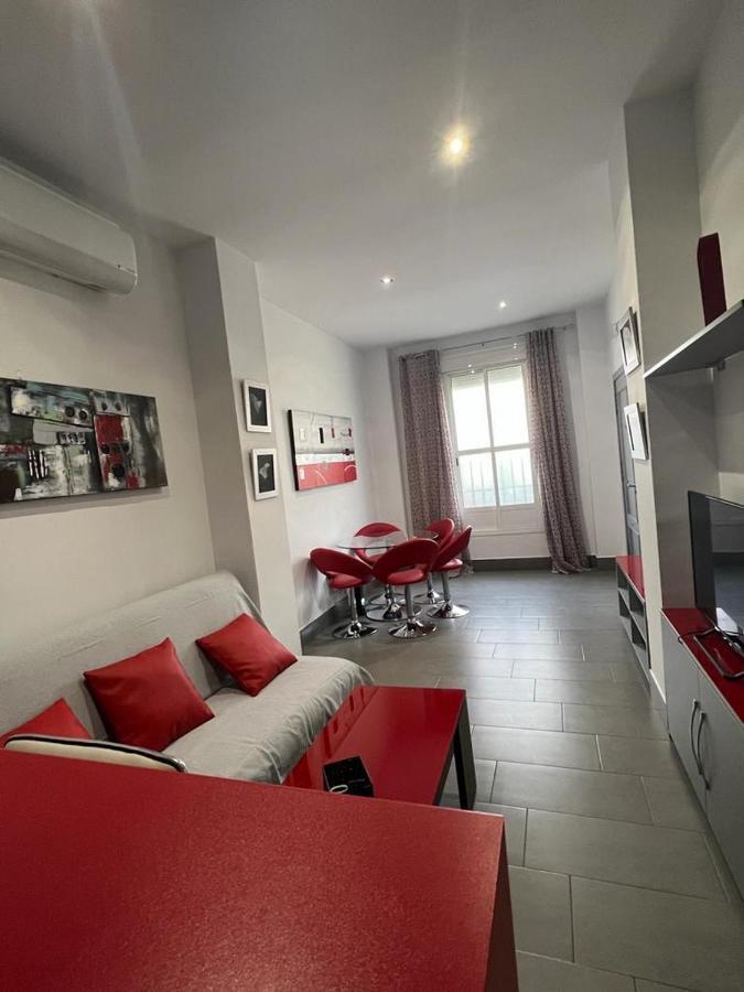 180 Home Un Sueno En El Corazon De Triana Voluntad Sevilla Exterior foto
